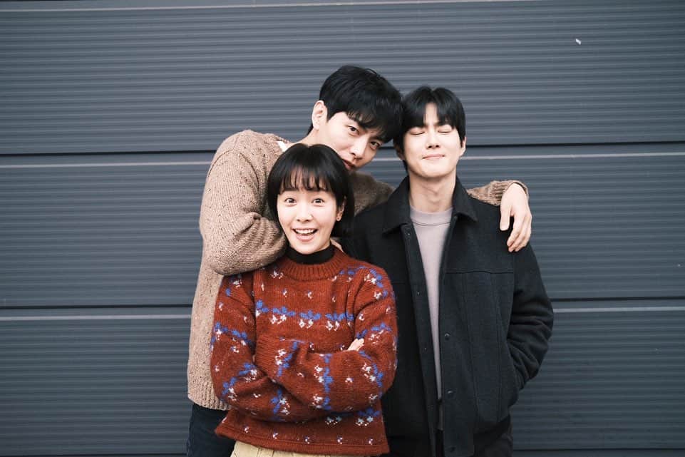 ハン・ジミンのインスタグラム：「. 사랑스런 무진s🤎」