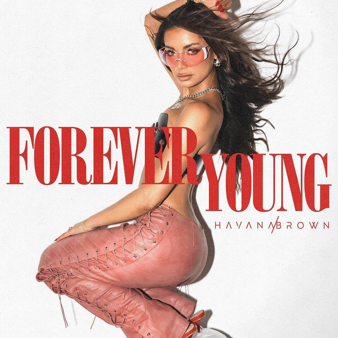 ハヴァナ・ブラウンのインスタグラム：「THIS FRIDAY 06.10  I am gonna make you dance your hearts out with this one! Pre-save now via link in bio and click “remind me” ⬆️  ❤️❤️ #ForeverYoung #HavanaBrown #NewMusic」