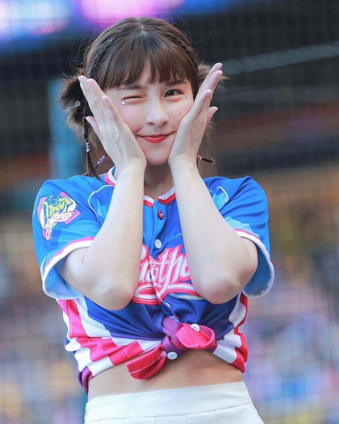 峮峮のインスタグラム：「💝」