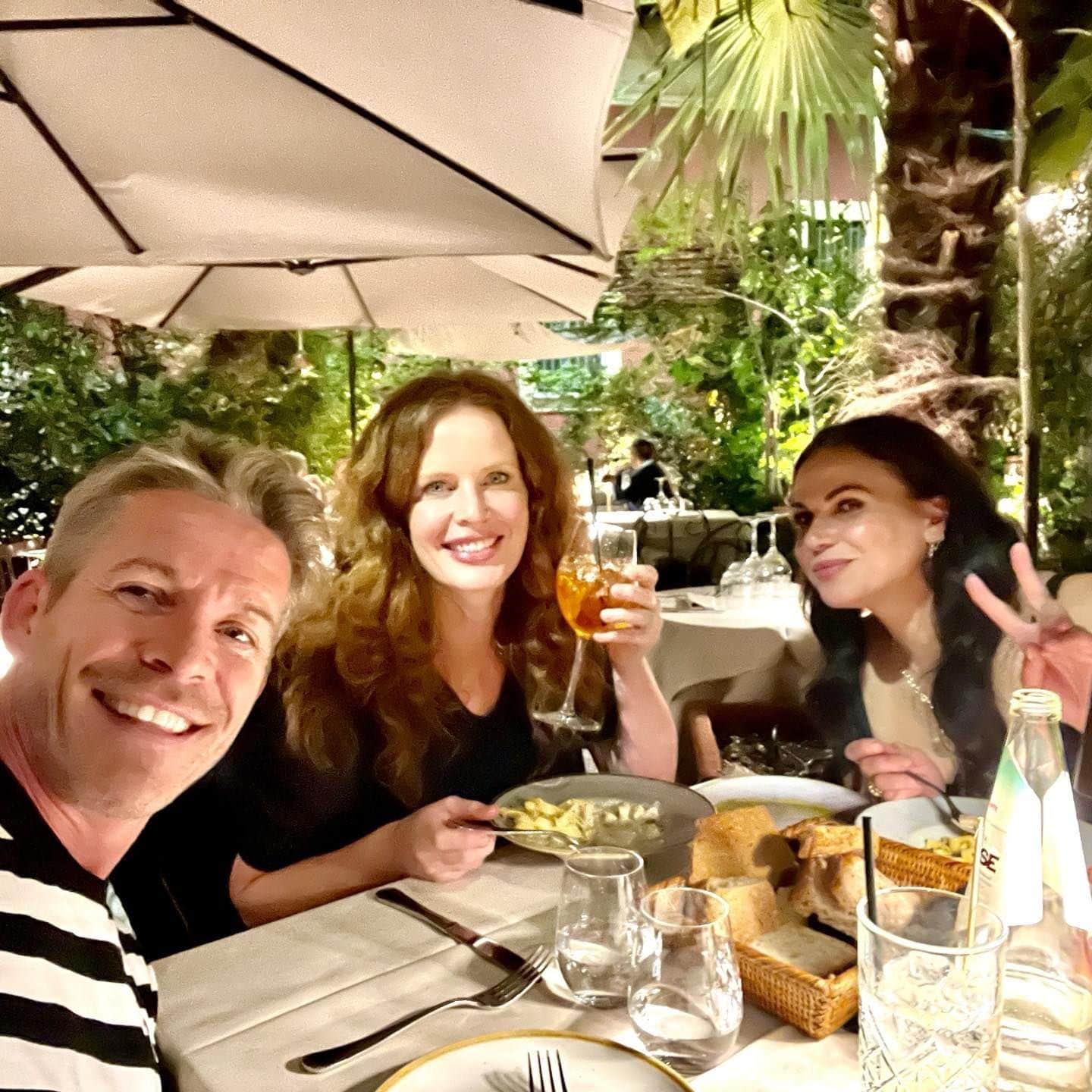 ショーン・マグワイアのインスタグラム：「Thank you ⁦‪@Kinetic_Vibe‬⁩ and everyone that came to see ⁦‪@LanaParrilla‬⁩ ⁦‪@bexmader‬⁩ & I in Milan. We had such a blast with you all. So many great memories made. We love you all.」