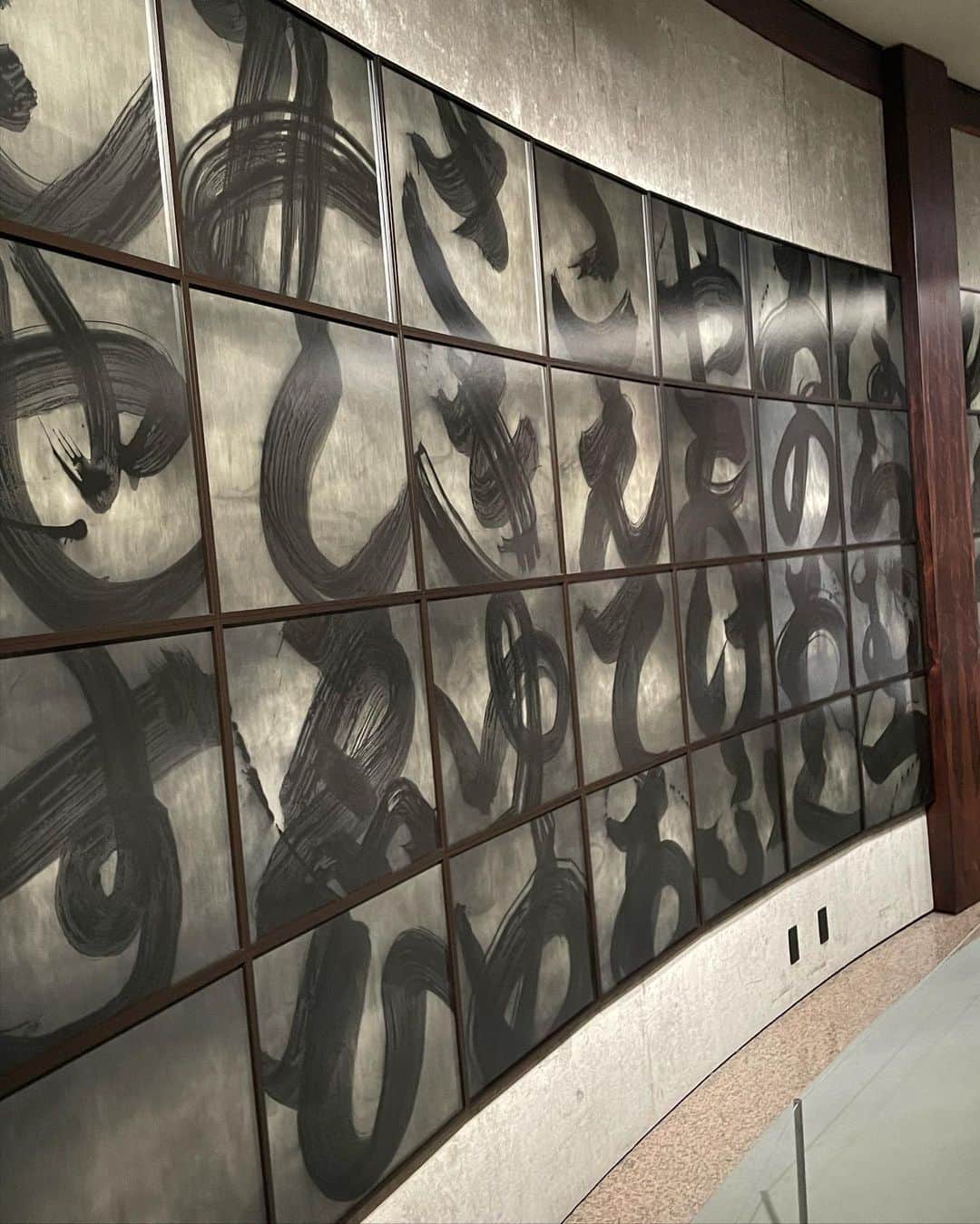 田中美里さんのインスタグラム写真 - (田中美里Instagram)「昨日は友人と美術館巡り。 まずは松濤美術館へ。  「杉本博司　本歌取り 東下り」  エネルギーが満ち溢れてた。  #松濤美術館  #杉本博司」10月2日 16時57分 - misatotanaka77