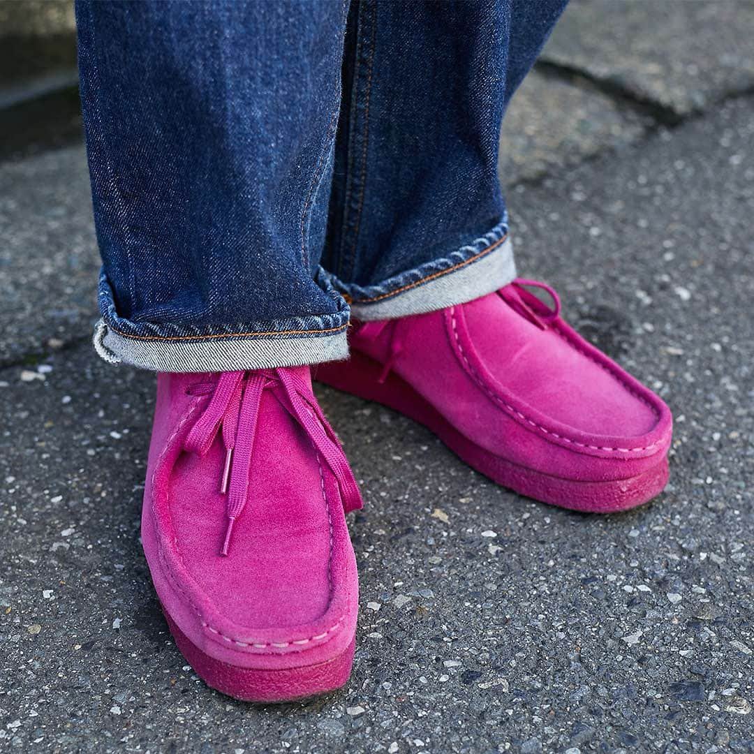 ハグマグ編集部さんのインスタグラム写真 - (ハグマグ編集部Instagram)「さあやさん＆ひでゆきさん、りんくん・ 0歳  ポジティブマインド全開のカラーが素敵🍊❕  ［mama］ Tops：JOURNAL STANDARD Inner：UNIQLO Bottoms：MOUSSY Hat：'47 Earring：Kei'co Bangle：vintage Bag：DIGITAL DETOX Shoes：Clarks  ［papa］ Tops：Acy Bottoms：Levi's Shoes：adidas  ［kids］ Tops：BOBO CHOSES Bottoms：ocean＆ground Socks：mina perhonen ___________________________________  詳しくはウェブサイトの記事で紹介中。プロフィールのリンクからチェックしてね🌼 @hugmug_insta ___________________________________ #hugmug#ハグマグ#親子スナップ#ママファッション#ストリートコーデ#ガーリーカジュアル#秋コーデ#秋ファッション#秋服#リンクコーデ#親子リンク#キッズファッション#キッズスタイル#ママコーデ#ママコーデファッション#カジュアルコーデ#秋色カラー#おしゃれキッズ#ベビー服#男の子コーデ#女の子コーデ#家族コーデ#ファッションスナップ#親子ファッション#家族コーデ#家族写真#家族スナップ#親子リンクコーデ#親子ペアルック#親子装#ハグマグファミリー」10月2日 16時59分 - hugmug_insta