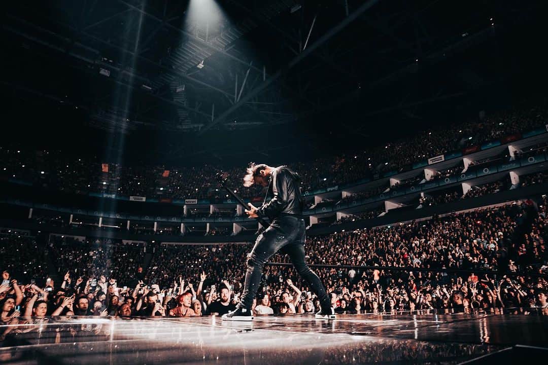 MUSEさんのインスタグラム写真 - (MUSEInstagram)「London you 🤘🤘let’s do it again tonight. 📸@federicaburellii」10月2日 17時16分 - muse