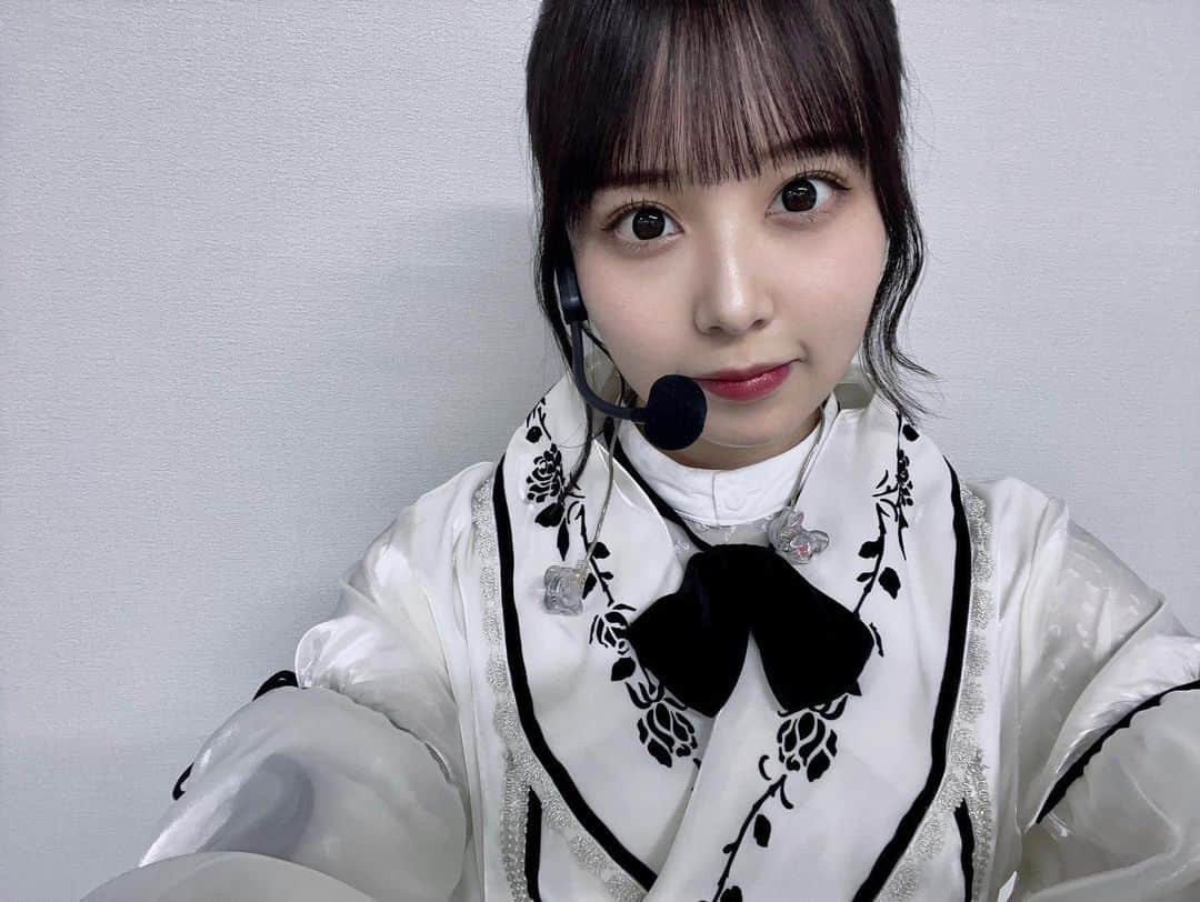 佐藤璃果さんのインスタグラム写真 - (佐藤璃果Instagram)「. 33rd SGアンダーライブ in 横浜アリーナ 3days  ありがとうございました！！  沢山の方にお越しいただき本当に嬉しいです！  楽しく、一生忘れられない思い出になりました☺️  ありがとうございました！   #乃木坂46 #アンダーライブ  #licagram」10月2日 17時38分 - lica_sato_official