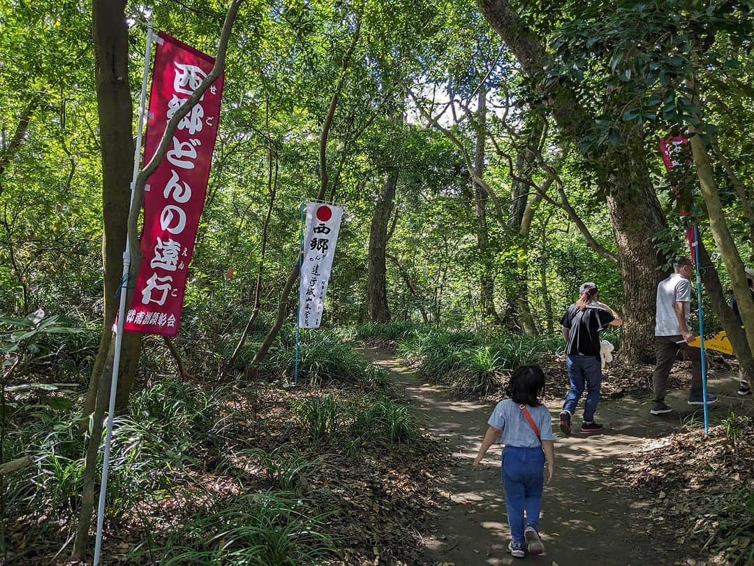 女子アナ47さんのインスタグラム写真 - (女子アナ47Instagram)「鹿児島県担当、フリーアナウンサーの山城優子です。 @yuko_yamashi  イベントの多い時期になってきました。皆様、いかがお過ごしでしょうか。  私は先日、西郷隆盛の史跡巡りに参加しました。生誕地からお墓まで、西郷さんゆかりの地をご紹介します。  詳しくは以下のURL、またはプロフィール欄にあるURLから【47発信プロジェクト】をご覧ください！ https://jana47.com/from_announcer/segodonkagoshima20230928/  #女子アナ47 #フリーアナウンサー #地方創生 #47発信プロジェクト #鹿児島県 #西郷隆盛 #西郷どんの遠行 #西郷隆盛ゆかりの地 #伝統行事 #西郷隆盛生誕地 #南洲翁座禅石 #夏蔭城跡 #城山本営跡 #南洲翁洞窟 #岩崎谷終焉之地 #南洲墓地 #鹿児島の歴史 #語り継ぎたい #郷中教育 #史跡巡り」10月2日 8時59分 - jana47com