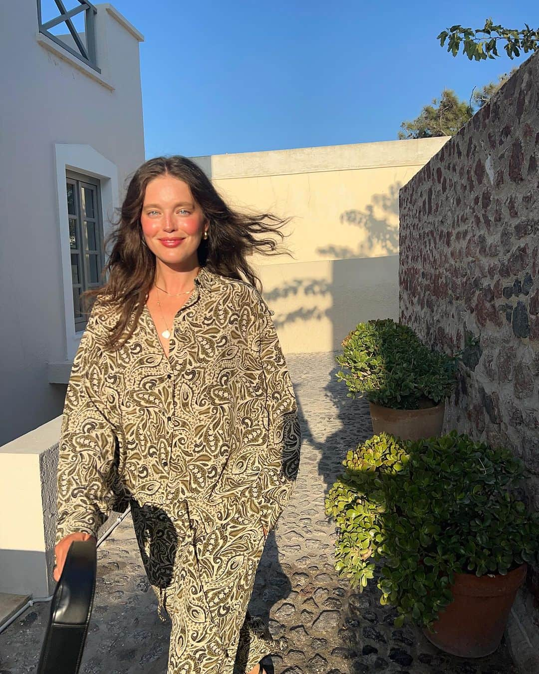 エミリー・DiDonatoさんのインスタグラム写真 - (エミリー・DiDonatoInstagram)「Running home to my babies !! 👶🏻👶🏻 See you next time Greece ❤️」10月2日 9時11分 - emilydidonato