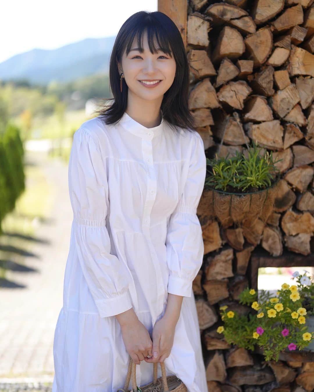 長谷川かすみさんのインスタグラム写真 - (長谷川かすみInstagram)「歳を重ねました！！！  私に関わってくださっている＆応援してくださっている皆様、本当にありがとうございます。 おかげで、にこにこと日々を過ごせています😌  31歳も健やかに楽しく、成長しながら過ごしていきたいです。 これからもどうぞよろしくお願いします🙇‍♀️！」10月2日 9時26分 - hasegawa_kasumi