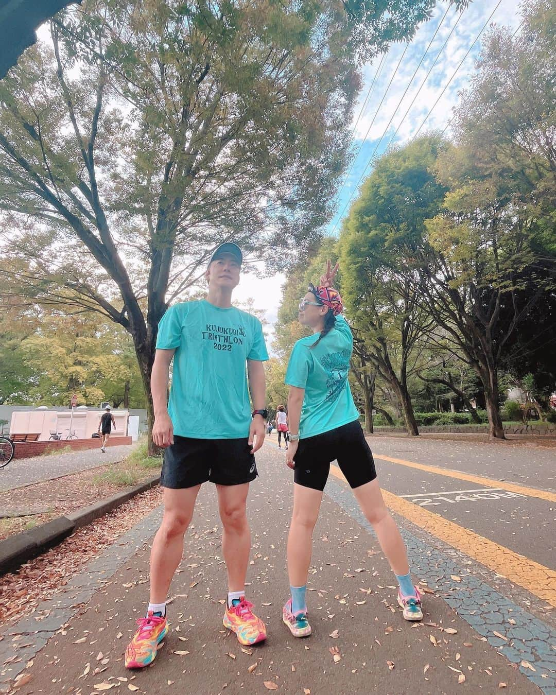 水越結花のインスタグラム：「🎖️ 9月のトレーニング🌈 Run 133km 今月も目標達成✨ Bike 140km Swim 1回 （＋👦🏻プールサイド週一✌️） MihoC YOGA 5回🧘‍♀️  Next... 10/8 九十九里トライアスロン🏅  🏫夏休みが終わって通常運転な1ヶ月✨ 名古屋出張も2回4日間🚄🧳 多分インフルエンザで3日間発熱もしたけど、リモート勤務でしっかり身体の声を聞いて、ホルモンにも負けずご機嫌で過ごすことができました✨  仕事も家庭も趣味も全力で楽しむためには、心も身体と健康であること！ 今月はトレーニングした分、休息やケアの時間にフォーカスしたいと思います✨  早速睡眠アプリと体重管理のアプリを入れてみたー🧡 美味しい秋もやってきたので、栄養バランスもしっかり、レースに備えていきたいと思います✊📣  イヤサー！イヤサー！で 10月もよろしくお願いします🌈  🎥地元富山県射水市の 新湊曳山まつり（毎年10/1開催）です✨」