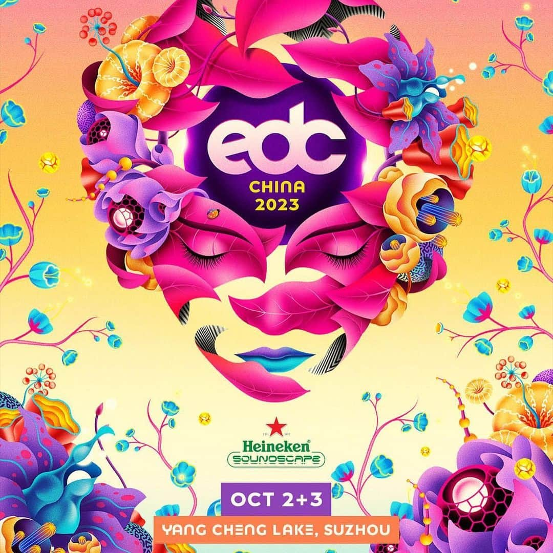 ᴍᴀʏᴀさんのインスタグラム写真 - (ᴍᴀʏᴀInstagram)「EDC china 2023🇨🇳✨See you tomorrow ☺︎ 我期待着明天见到你⚡️  ⏰Main stage  3:30pm〜(60min)  いよいよ今日からEDC chinaがstart💫わたしは明日Day2に出演します‼︎日本からもくる人いるかな〜？今成田なんですがこれまで空港でほとんど日本語で話しかけられたことがない😂今日は母国に帰ると思われてるので謝謝って答えるようにしてます🐼いってきまーす✈︎✨  #edc #edcchina #yamatomaya」10月2日 10時16分 - yamatomaya_jp