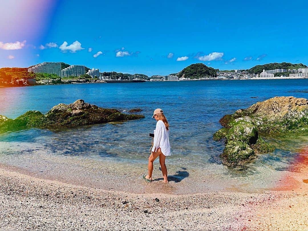 KAEDE さんのインスタグラム写真 - (KAEDE Instagram)「🌊🤎  #海　#キャップコーデ #キャップ女子 #海コーデ #ビーサン」10月2日 10時35分 - chu_z_kaede