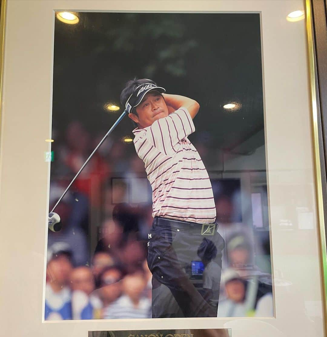 深堀圭一郎さんのインスタグラム写真 - (深堀圭一郎Instagram)「ヨコタベースに行ってきました⛳️ 久々に覗いてきましたが、 都心のど真ん中に最高な施設、練習環境に改めて ビックリ‼️ 皆さんも是非👍 柳川二郎 ありがと、  横田の写真良い顔してるね」10月2日 11時26分 - keiichirofukabori