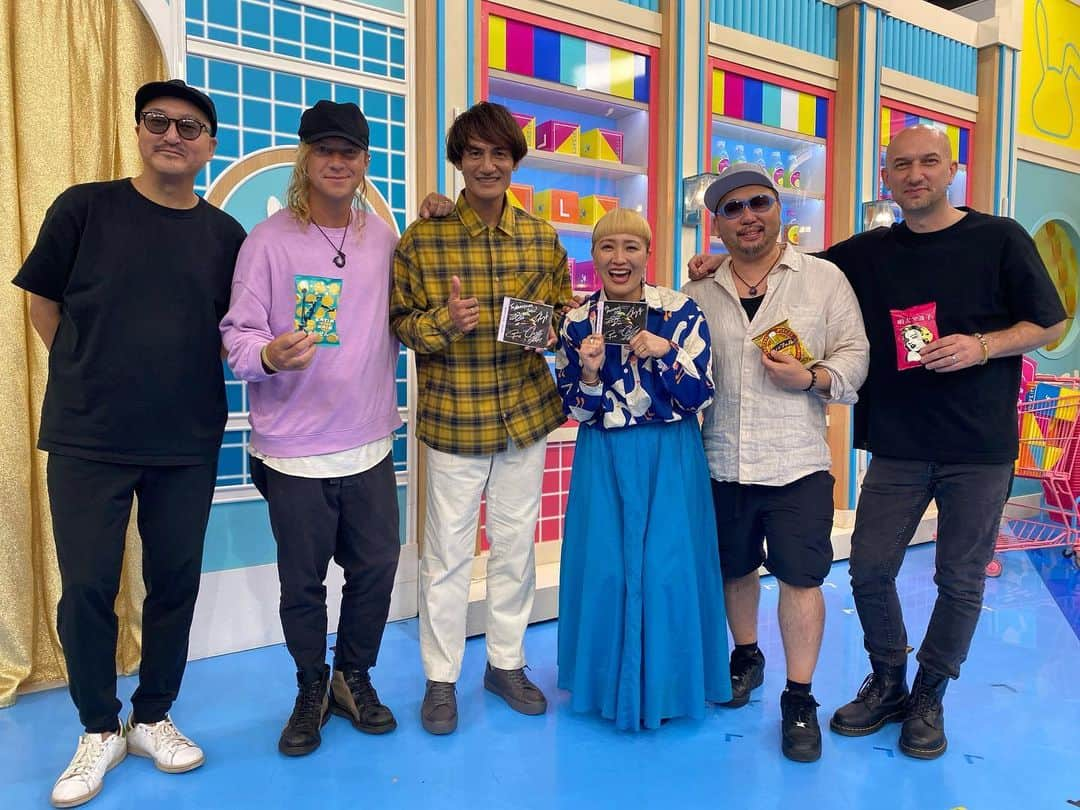 ブレイズ・プラントさんのインスタグラム写真 - (ブレイズ・プラントInstagram)「Big thanks to @tbs_loveit for inviting us to perform!  Good times」10月2日 13時11分 - blaiseplant