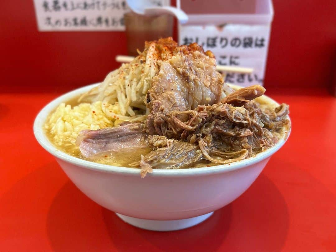 SUSURUのインスタグラム：「京都屈指の二郎系、池田屋さん。 最高でした。ネ申。 #susuru_tv #ラーメン池田屋一乗寺店  #池田屋 #一乗寺 #京都 #小ラーメン #超うまい  #ラーメン #らーめん #ramen #ラーメン部 #ramennoodles #毎日ラーメン生活 #麺スタグラム #japaneseramen #japanramen #foodstagram #foodie #noodles #instanoodle #instaramen #instafood #京都ラーメン #二郎系ラーメン #二郎系」