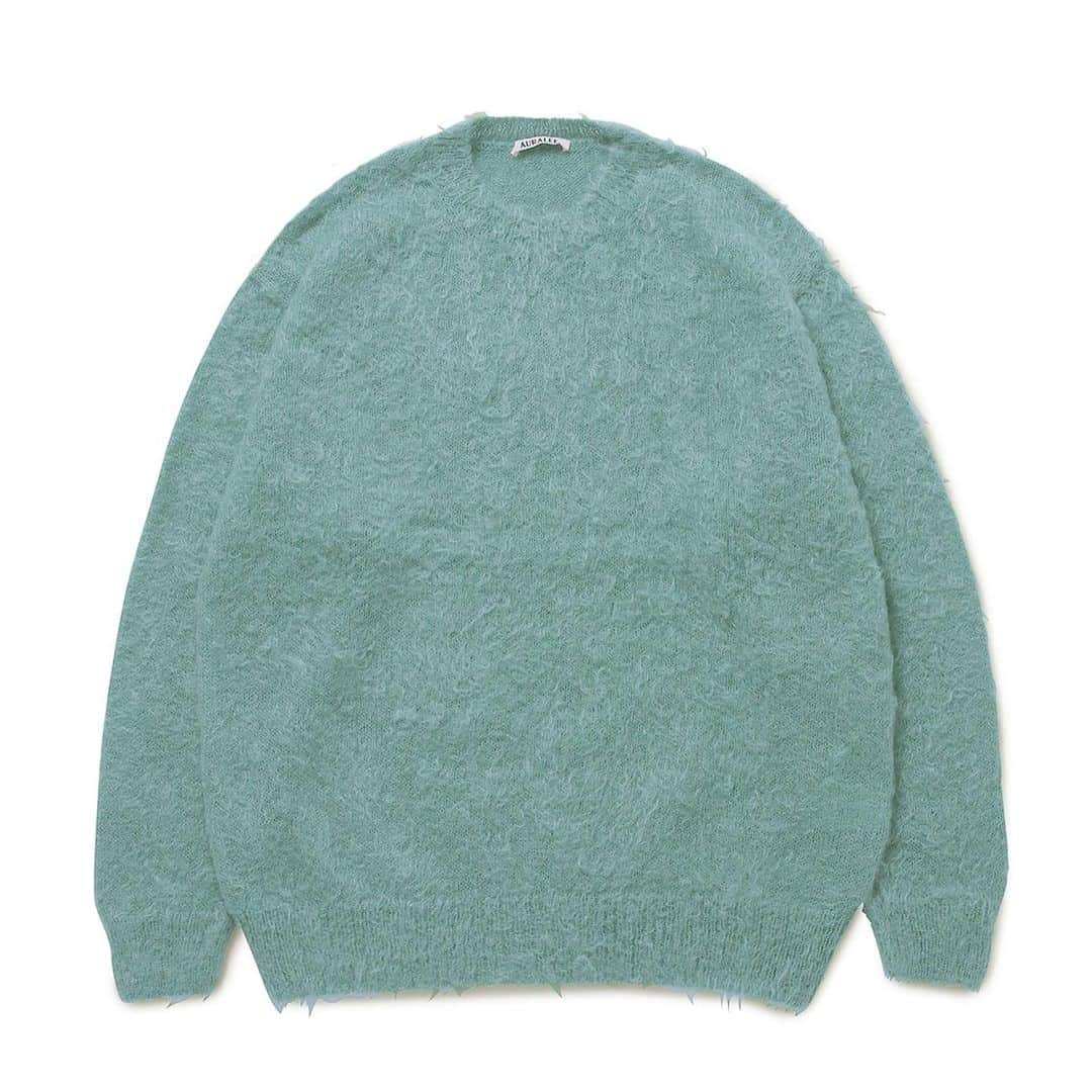 ADAM ET ROPÉさんのインスタグラム写真 - (ADAM ET ROPÉInstagram)「【RECOMMEND ITEM for HOMME】 大人気のAURALEEより23AWアイテムが入荷。  BRUSHED SUPER KID MOHAIR KNIT P/O PRICE：¥42,900(tax in) SIZE：3/4/5 展開店舗：京都藤井大丸店,エスパル仙台店,福岡パルコ店,J'aDoRe JUN ONLINE  軽い着心地に肌触りの良さ、モヘヤ特有の光沢や毛足の長さが特徴のローゲージニット。 オーラリーらしさを感じるグリーンの色味とシックなブラックの色味での展開です。  ※詳細につきましては、取り扱い店舗までお問い合わせください。  @adametrope @adametropehomme  @jadorejunonline #adametrope #adametropehomme #jadorejunonline #2023  #autumn #winter  #ニット  #auralee #オーラリー」10月2日 13時55分 - adametrope