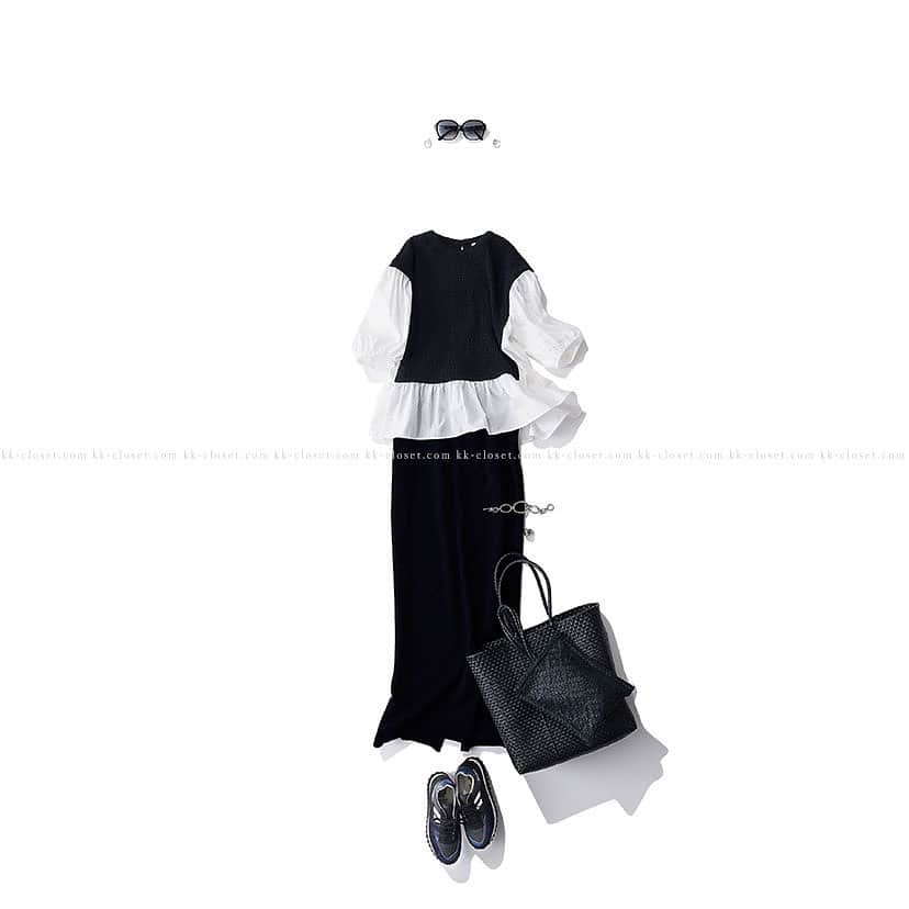 K.KSHOP_officialさんのインスタグラム写真 - (K.KSHOP_officialInstagram)「・ NEW♦️Coordinate  ・ 2023-10-02 ・ ムードはワンピース ・ tops : #ballsey #miran skirt : #kalna accessory : #ninaandjules #marascalise bag : #swaraj #baliwerkstatte shoes : #zda other : #pagani  ・ #kkcloset #kkshop #菊池京子 #kyokokikuchi #coordinate #コーディネート #code #ootd #happy #follow #outfit #kotd #カジュアル #style #fashion #ファッション  #black #リング　#jewelry #blackandwhite #スニーカー」10月2日 14時03分 - k.kshop_official