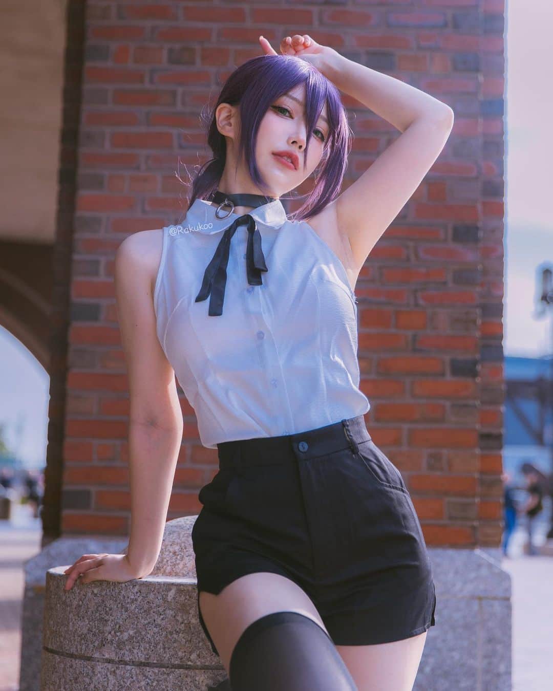 犬神洛洛子のインスタグラム：「💜 #reze  📷 @wesley_kyoku  #cosplay #chainsawman #chainsawmancosplay #チェンソーマン」