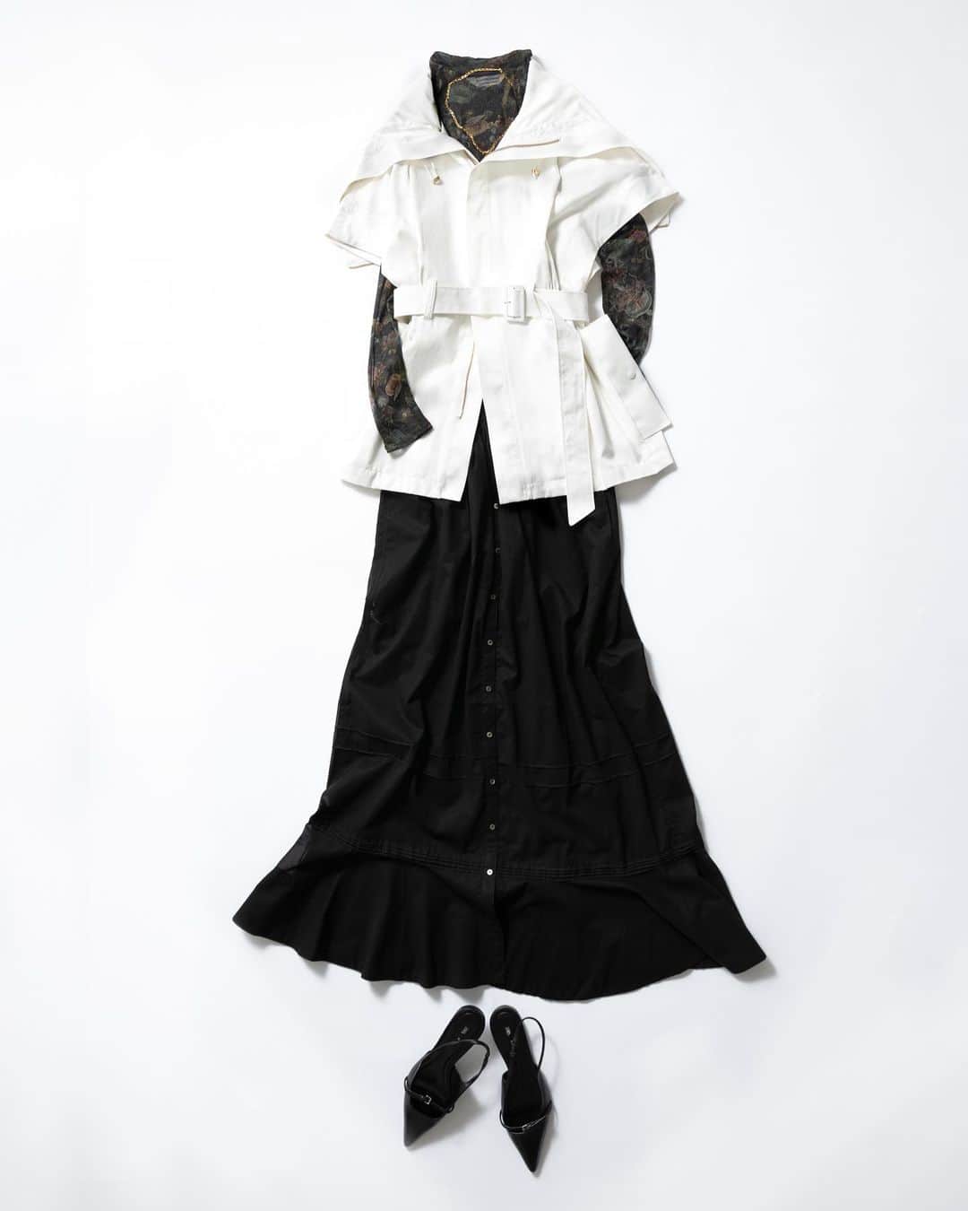 Fashionsnap.comさんのインスタグラム写真 - (Fashionsnap.comInstagram)「【特集】個性派ベストで秋支度を、秋に楽しみたいスタイリング6選  秋の訪れがなんとなく見えてきたこの頃、気になる先取りアイテムは、いつものトップスにレイヤードすることで印象をガラッと変えられる「ベスト」からチェックするのが吉。今回はこの秋に着たいベストをF/STOREからピックアップ。おすすめのスタイリングと併せてご紹介します。  記事全文は @fashionsnapcom プロフィールのリンクから🔗  @fashionsnap.store  @hatroid @jane____smith @inscrire_official @cinoh_official @ouat_tokyo @misterit75003 #hatra #janesmith #inscrire #cinoh #ouat #misterit #ベスト #ジレ #トレンド #fstore」10月2日 15時56分 - fashionsnapcom