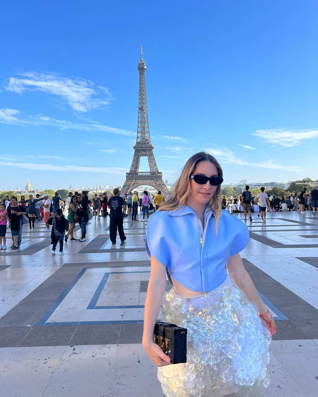 エスティ・ハイムのインスタグラム：「Looking forward to go back on Tour Eiffel @louisvuitton」