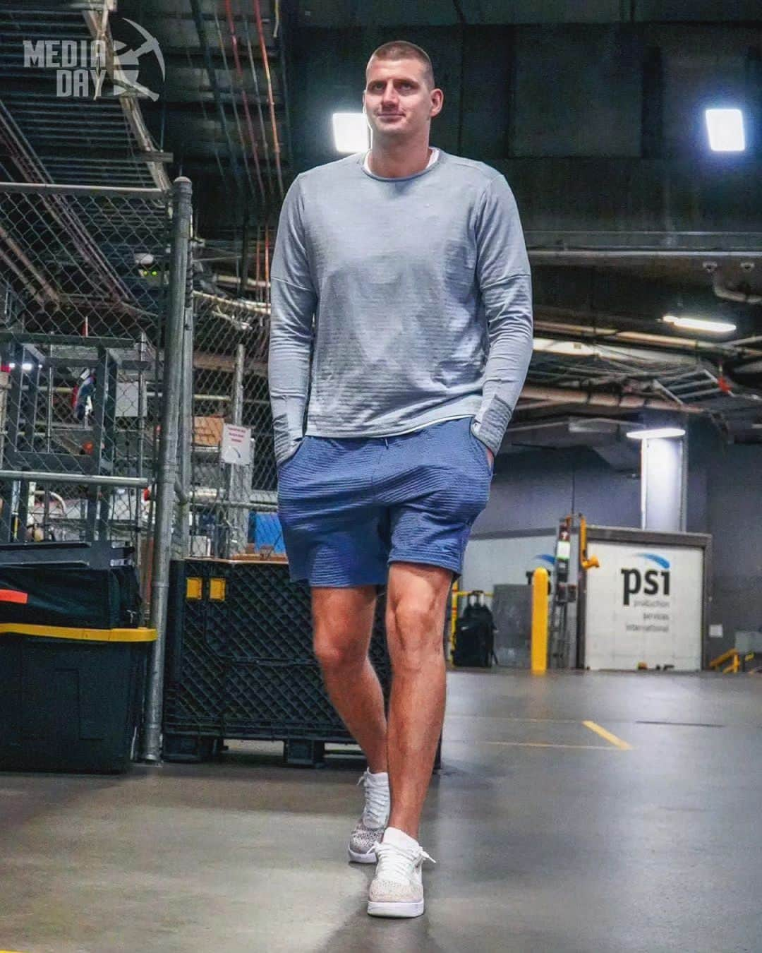 ニコラ・ヨキッチのインスタグラム：「Joker is back. 🔥🃏 . . 📷 @nuggets . . #jokic #jokicnikola #joker #nikola #nikolajokic #denver #nuggets #denvernuggets #colorado #nba #basketball #serbia #usa #srbija #sombor #belgrade #beograd #mvp」