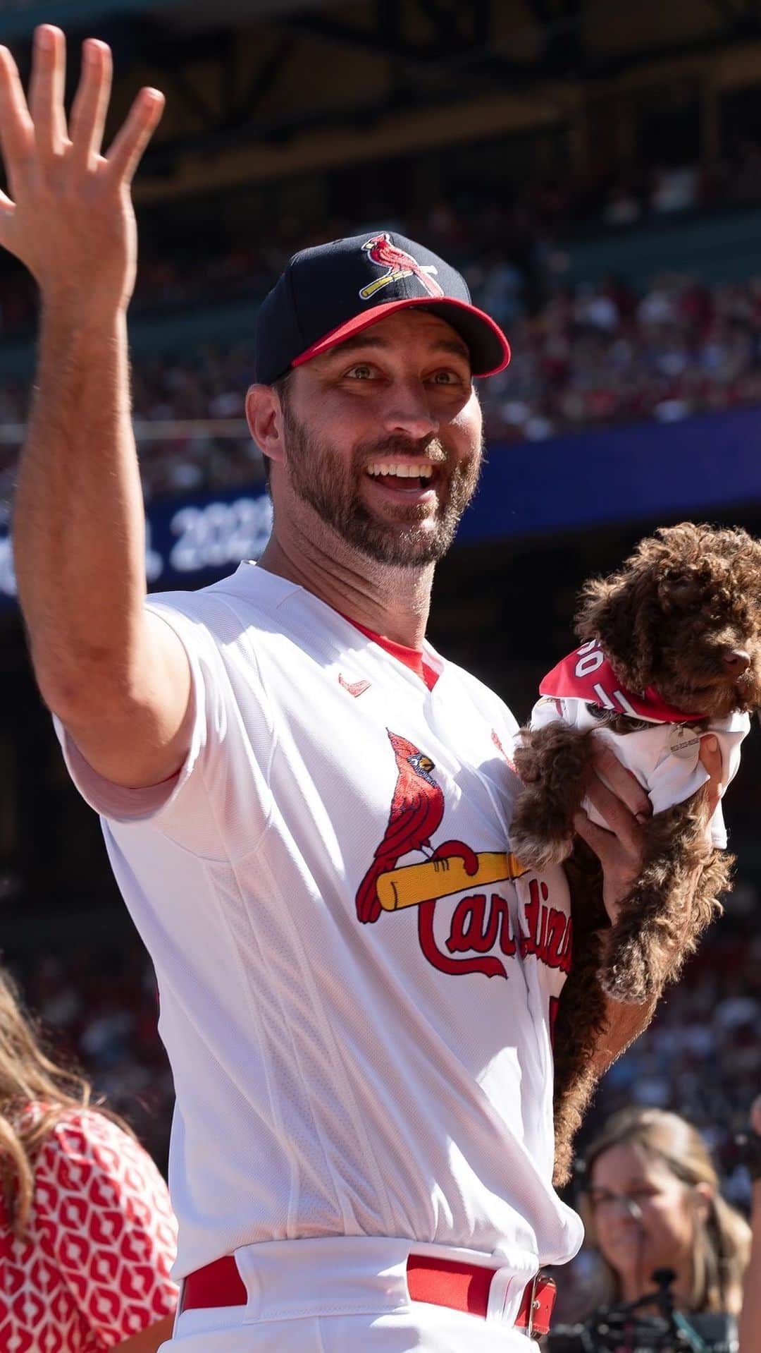 のインスタグラム：「A send-off for a legend.  We love you, Waino ❤️」