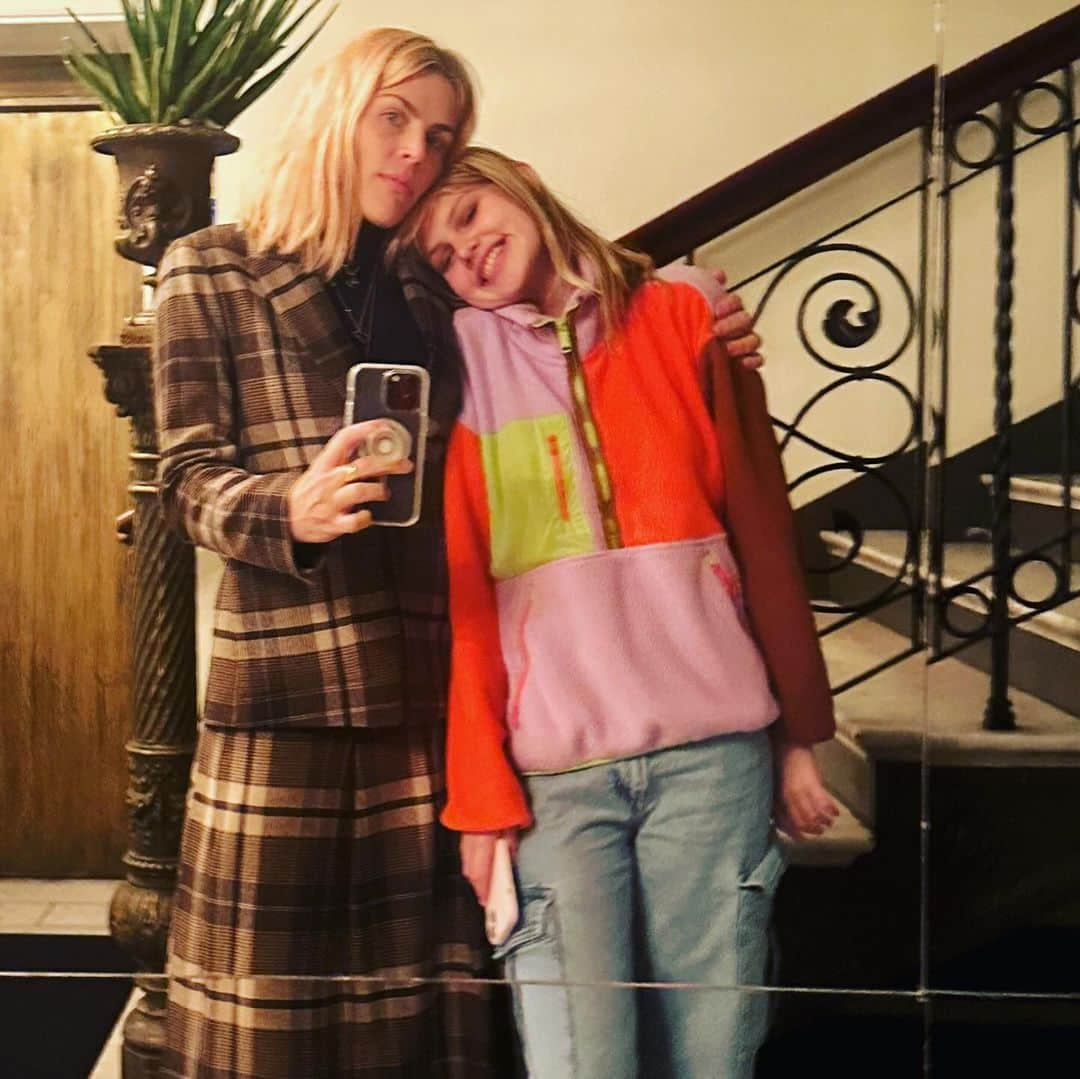 ビジー・フィリップスさんのインスタグラム写真 - (ビジー・フィリップスInstagram)「1. just 2 people whose RBFs rival some of the all time greats 2. my girl reunited with her fav fleece( @karlawelchstylist X @eddiebauer we’re waiting for the next collab!) 3. favorite teenager 4. the moon 5. the scariest scarecrow people in all of Sweden? 6. i mean i do think the place really agrees with me(also I’m obsessed with this @argent fit) 7. these weirdos 8. tea and cookies and plants and light 9. i think the hardest thing you have to do as a parent is listen to your kids and it’s also one of the only really important things you have to do. sometimes you have to listen to their actions. and maybe it’s so hard because you spend so much time when they’re really little asking them to listen to you. there are a few times when i wish i had listened to Birdie sooner about what she was needing. but then again, maybe those times let us really hear what she was saying she wanted and felt she needed in order to thrive now. i don’t know. sometimes i think there’s no way to know if you’re doing anything right ever really. But this face made me feel like it’s better than all right and it’s maybe, in fact, great ❤️ 10. little person」10月3日 1時55分 - busyphilipps