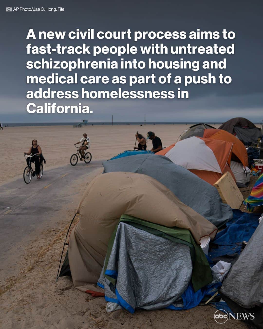ABC Newsのインスタグラム：「An alternative mental health court program designed to fast-track people with untreated schizophrenia and other psychotic disorders into housing and medical care — potentially without their consent — kicked off in California on Monday.  Residents dismayed by the estimated 171,000 homeless people in California cheered at the possibility of getting them help and off the streets. MORE AT LINK IN BIO.」