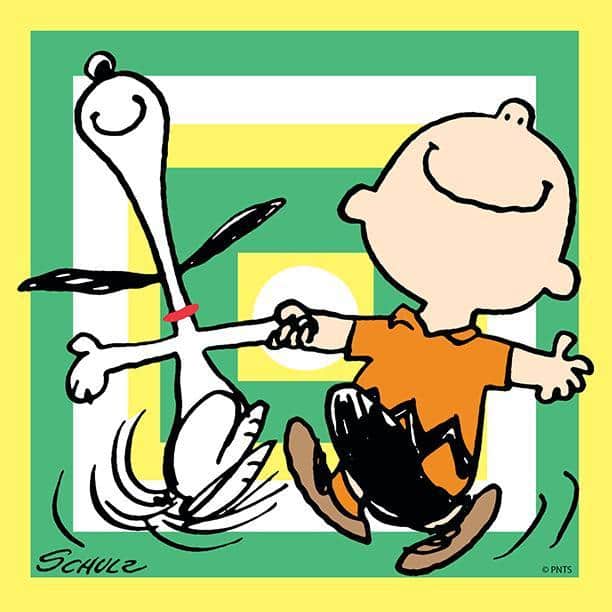スヌーピーのインスタグラム：「Time to celebrate! On this day in 1950, Peanuts debuted and introduced the world to Good Ol' Charlie Brown and the beloved Peanuts gang!」