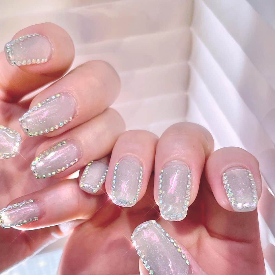 野地優奈さんのインスタグラム写真 - (野地優奈Instagram)「💎🎀🥣🩶🪩 　  🆕💅  セルフネイル〜🦋 ストーン並べるの死ぬほど時間かかった🫠 でもかわいい🫶🏻」10月2日 18時06分 - yediyounai310