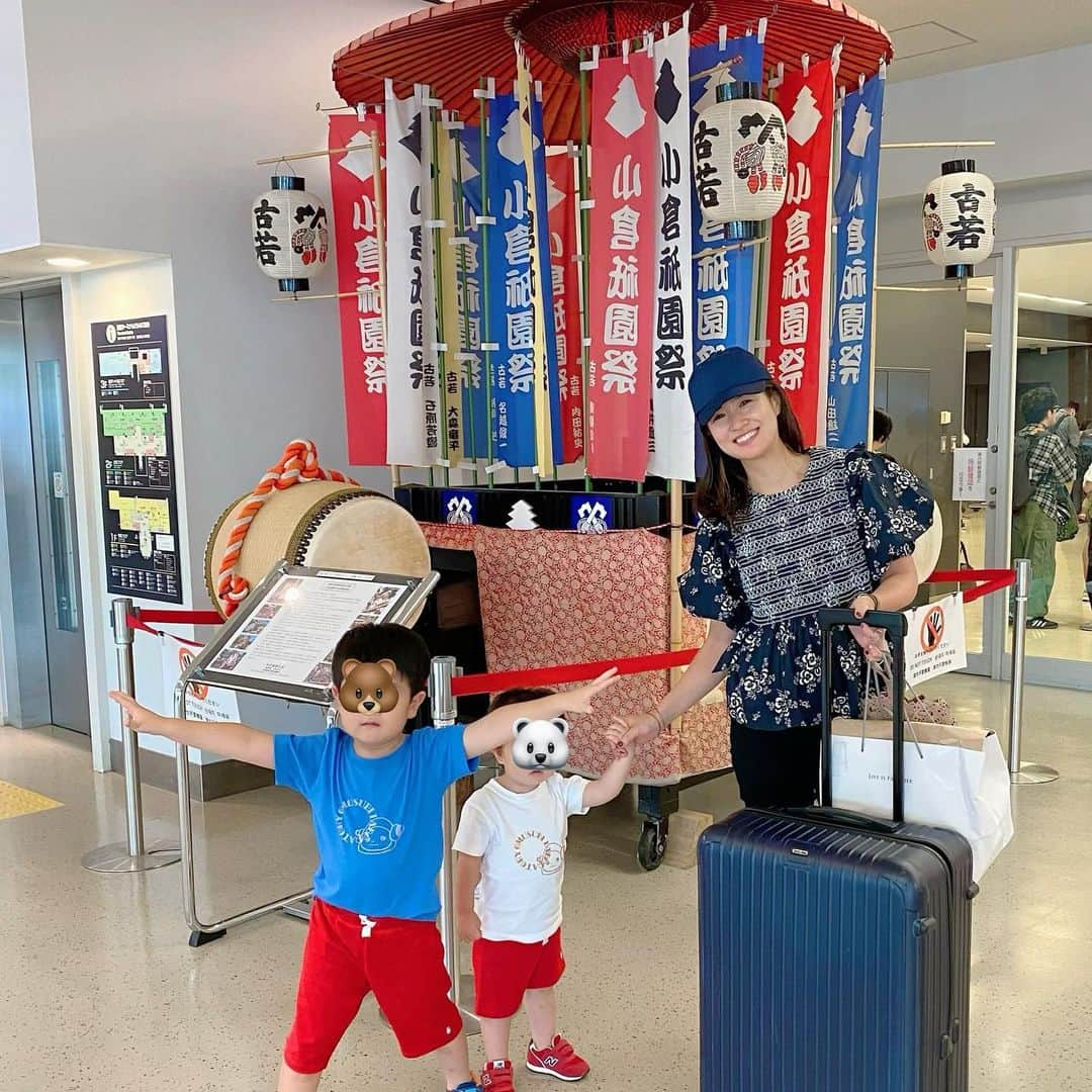のインスタグラム：「ただいまぁ〜☺️  #北九州帰省中  #じーじばーばよろしくお願いします  #myhometown」