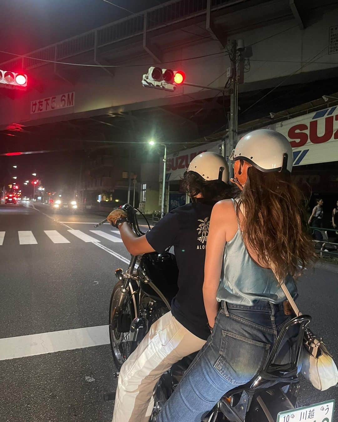 フランク奈緒美ロレインさんのインスタグラム写真 - (フランク奈緒美ロレインInstagram)「. . 薄着でバイク乗れる季節も終わりかな？🏍  @junya くん いつも写真撮ってくれてありがとう🤜🏻🔥 . . #wolfofgenuine #harleydavidson #evolution #evo#sportster #xl1200x #ハーレーダビッドソン #ハーレー#今だけ#後ろ専門バイカー」10月2日 19時06分 - naomilorrainefrank