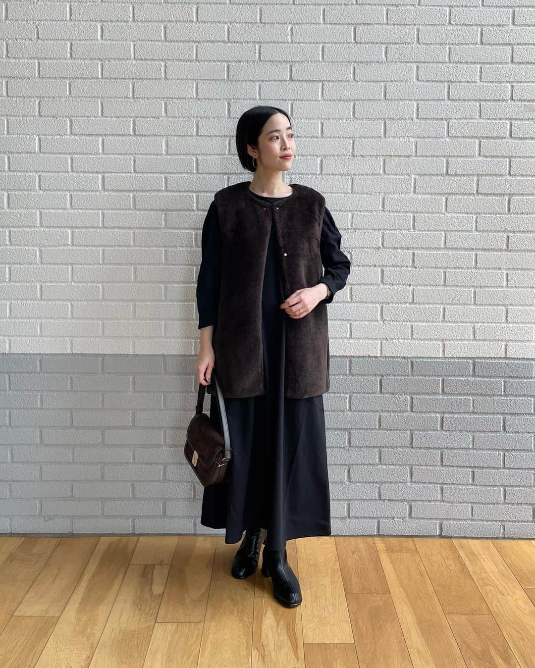green label relaxing 自由が丘店さんのインスタグラム写真 - (green label relaxing 自由が丘店Instagram)「【WOMEN】秋冬の新作アイテムを着用した自由が丘店スタッフのスタイリングをご紹介！🍂  10月に入り、ようやく過ごしやすい気候になってまいりました。秋のお洋服選びに、ぜひご参考にされてください。  🔗 https://store.united-arrows.co.jp/staff/list/?shop_code=GL0501&so=NEW  こちらのリンクより自由が丘店スタッフのスタイリングをご覧いただけます。  ※在庫状況などご質問等ございましたら、自由が丘店までお問い合わせください。  ■自由が丘店営業時間 11:00〜20:00 ☎︎ 03-5731-8531 　 ■駐車場サービス お買い上げ金額に応じて以下ご利用いただけます。 場所【自由が丘南口有料駐車場】 > ¥5,000(税込)以上　30分チケット1枚 > ¥10,000(税込)以上　　30分チケット2枚  #greenlabelrelaxing  #unitedarrows  #グリーンレーベルリラクシング #ユナイテッドアローズ #自由が丘 #jiyugaoka #新作コーデ #秋コーデ #秋物コーデ #おでかけコーデ #オフィスカジュアル #23aw」10月2日 19時12分 - glr_jiyugaoka