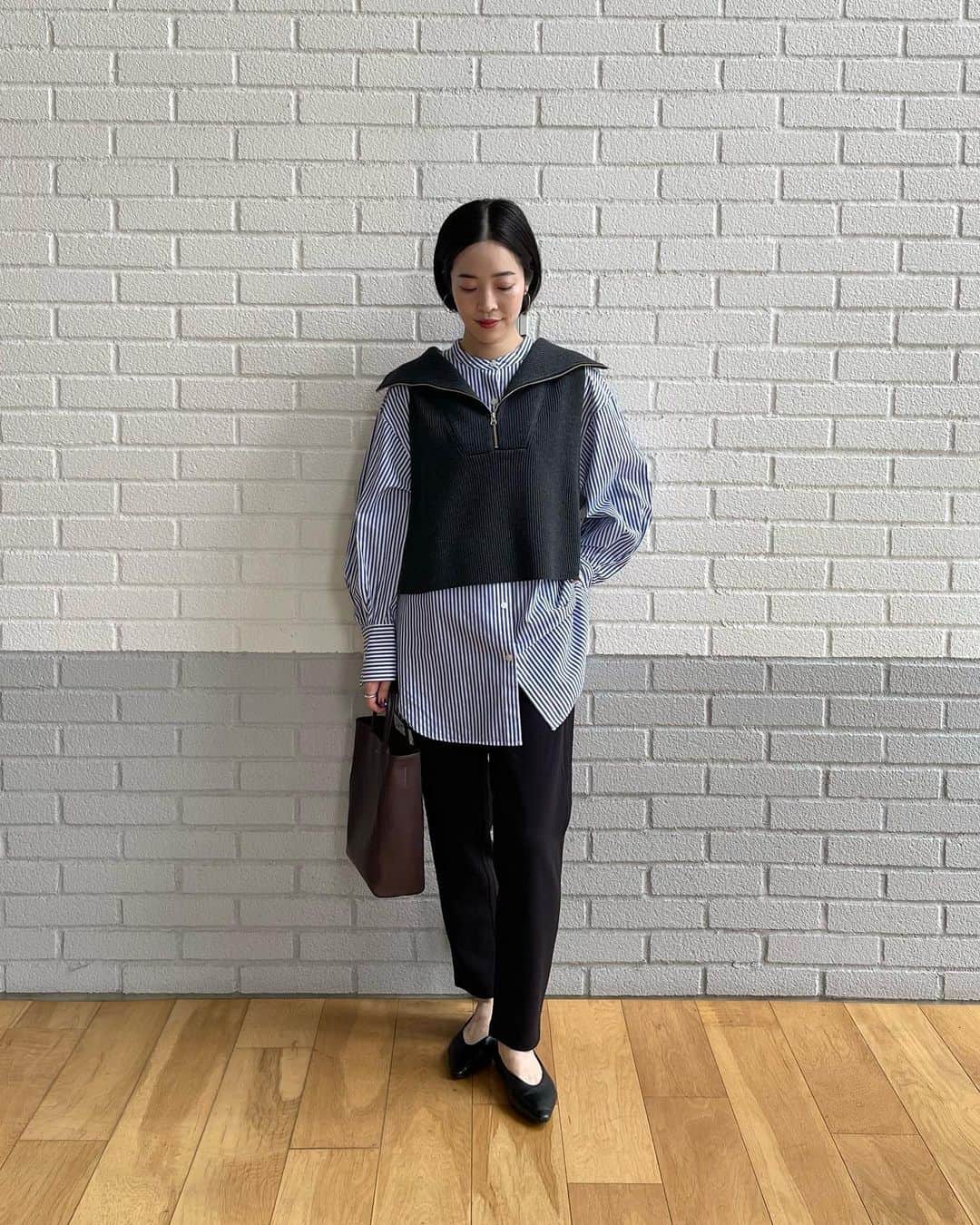 green label relaxing 自由が丘店さんのインスタグラム写真 - (green label relaxing 自由が丘店Instagram)「【WOMEN】秋冬の新作アイテムを着用した自由が丘店スタッフのスタイリングをご紹介！🍂  10月に入り、ようやく過ごしやすい気候になってまいりました。秋のお洋服選びに、ぜひご参考にされてください。  🔗 https://store.united-arrows.co.jp/staff/list/?shop_code=GL0501&so=NEW  こちらのリンクより自由が丘店スタッフのスタイリングをご覧いただけます。  ※在庫状況などご質問等ございましたら、自由が丘店までお問い合わせください。  ■自由が丘店営業時間 11:00〜20:00 ☎︎ 03-5731-8531 　 ■駐車場サービス お買い上げ金額に応じて以下ご利用いただけます。 場所【自由が丘南口有料駐車場】 > ¥5,000(税込)以上　30分チケット1枚 > ¥10,000(税込)以上　　30分チケット2枚  #greenlabelrelaxing  #unitedarrows  #グリーンレーベルリラクシング #ユナイテッドアローズ #自由が丘 #jiyugaoka #新作コーデ #秋コーデ #秋物コーデ #おでかけコーデ #オフィスカジュアル #23aw」10月2日 19時12分 - glr_jiyugaoka