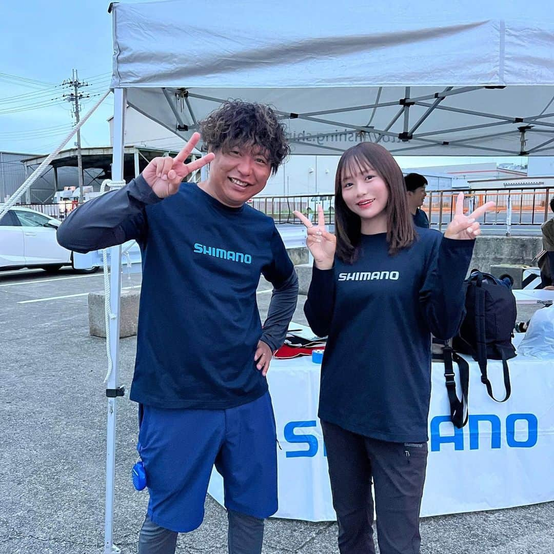 伊賀愛優菜さんのインスタグラム写真 - (伊賀愛優菜Instagram)「･ 10/1  「  2023 SHIMANO OCEA  JIGGING CUP in 紀北 」 ･ 昨日は、SHIMANOの大会でした！ ゲストで参加させて頂きました😊✨️ ･ そして、今回は 青物（ブリ、ヒラマサ、カンパチ） 1匹の長寸で勝敗（サワラは除く）でした！ ･ 他にも レディース賞、早掛け賞、サワラ賞 グッドフォト賞、ラッキー賞(抽選)がありました☺️ 入賞された方、おめでとうございます✨️ ･ 私はOcean Battleさんに乗船！🌊 1日スタッフでした🙆‍♀️ 一緒に乗船された方々、船長ありがとうございました！ ･ そして、大会に参加してくださった皆様 船長さん、スタッフの皆様、ゲストの方々 本当にありがとうございました🙇‍♂️ ･ #shimano #シマノ #23オシア紀北 #オシア #オーシャンスター #オーシャンバトル #サウス #シーライド #塩ちゃん #剣TSURUGI #バグース  #ヒットラッシュ #火遠理丸」10月2日 19時20分 - ayugram_125