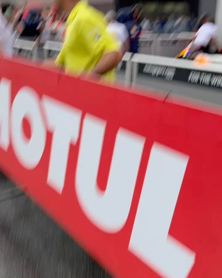 レプソル・ホンダのインスタグラム：「A romantic #JapaneseGP in the books 🥰 and a lotta #BTS action to go with it.」