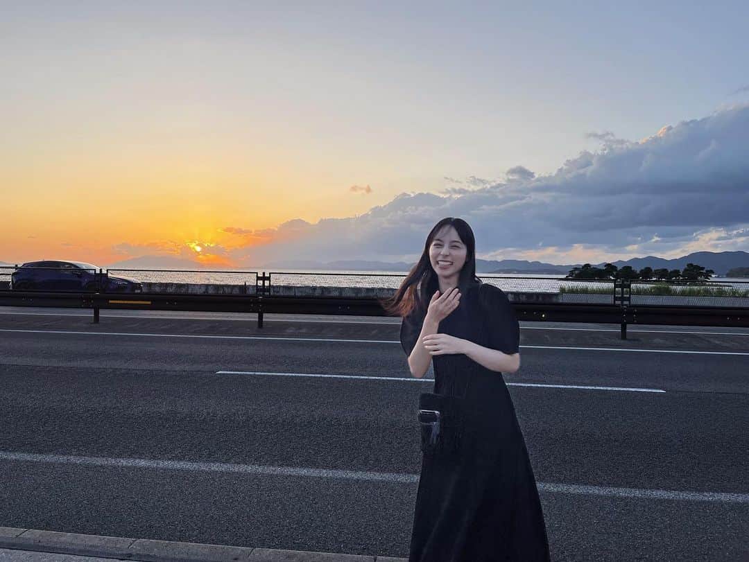 山本萩子さんのインスタグラム写真 - (山本萩子Instagram)「27歳ですって！  #ありがとうございます #これからもよろしくお願いします #宍道湖」10月2日 19時47分 - shuko.yamamoto