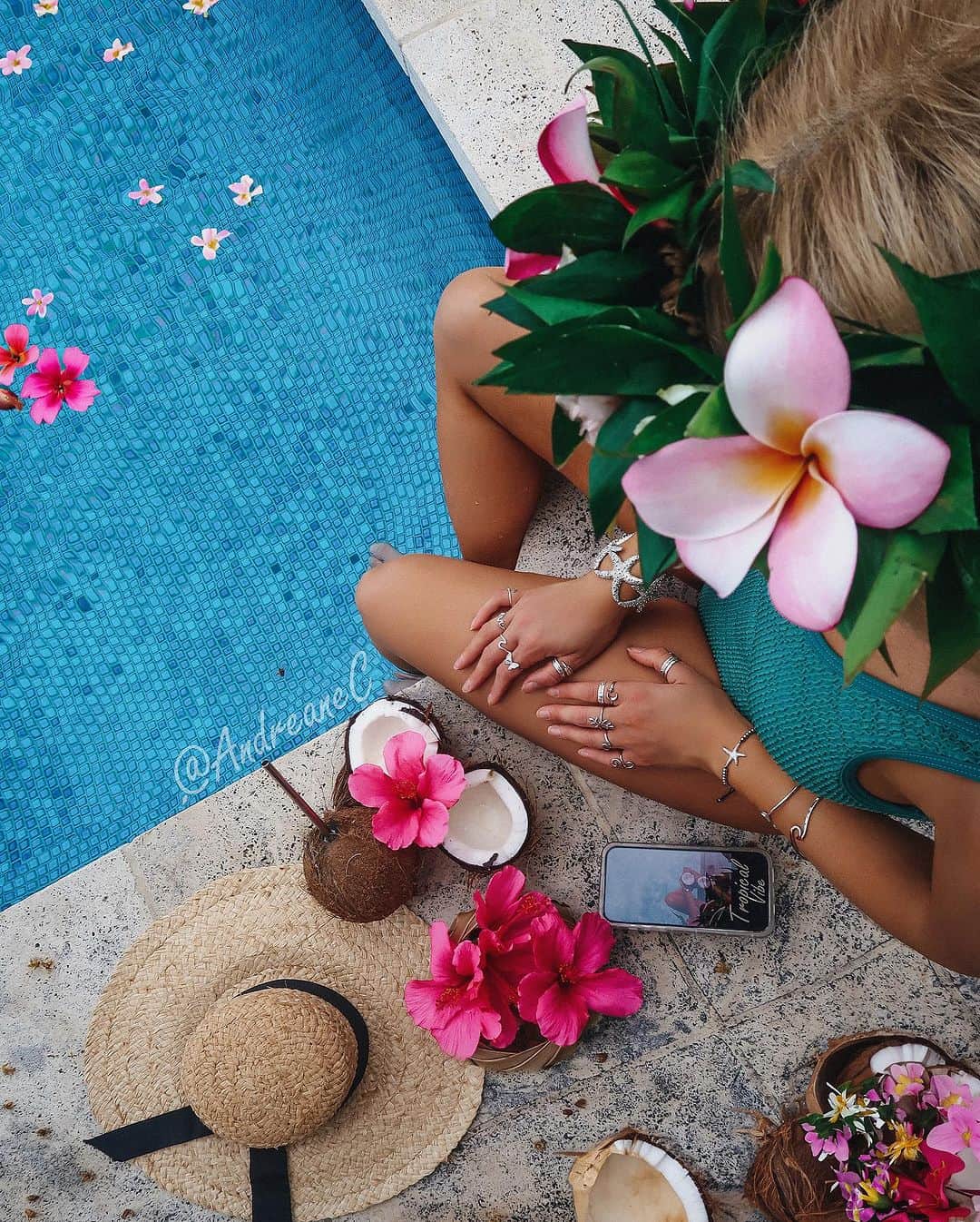 のインスタグラム：「Daydream… 🌺」