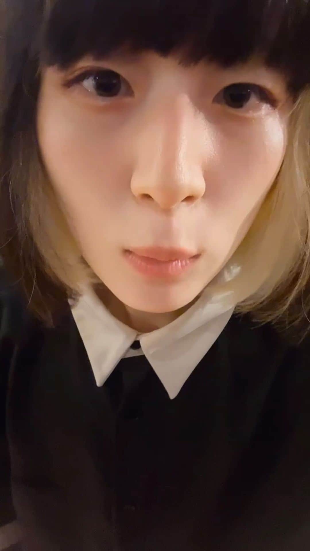 majikoのインスタグラム：「中国ツアー、このメンバーで頑張るぞ💪✨  gt てっちゃん @teznagi  gt しょーまくん ba 北原くん dr ごっちゃん @goto_drums  mnp かずきゅん」