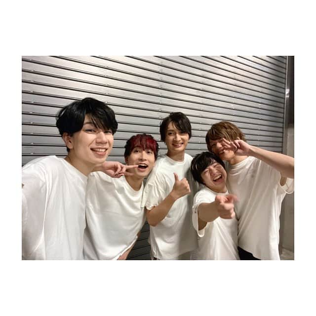 中島ヨシキさんのインスタグラム写真 - (中島ヨシキInstagram)「「Ensemble Stars!! Cast Live Starry Symphony -the first light-」 2日間、お世話になりました。  このメンバー、このユニットたちだからこそ見ることが出来た景色でした。 最高でした！！  #あんさんぶるスターズ #あんスタ #スタフォニ  #流星隊 #渡辺拓海 #新田杏樹 #帆世雄一 #西山宏太朗  #CrazyB #阿座上洋平 #笠間淳 #海渡翼 #山口智広 #Rabits #比留間俊哉 #米内佑希 #池田純矢 #高坂知也 #fromSwitch #野島健児 #山本和臣」10月2日 20時16分 - yoshiki_n_626