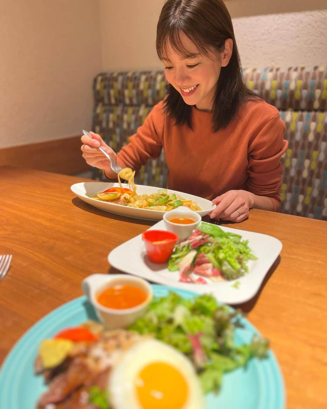 芳賀愛華さんのインスタグラム写真 - (芳賀愛華Instagram)「. いつの日かのランチ😋❤️  久しぶりにパンケーキ食べた🥞😆❤️ ふわっ！とろっ！で最高でした😋  食べてる投稿ばっかり🤭笑  #札幌カフェ#札幌ランチ#グルメ#ランチ#カフェ#パンケーキ#むさしの森珈琲」10月2日 20時17分 - aika_haga