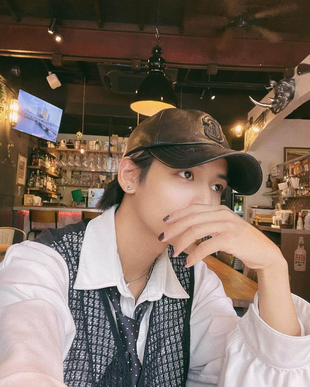 岡春翔のインスタグラム：「☕️」
