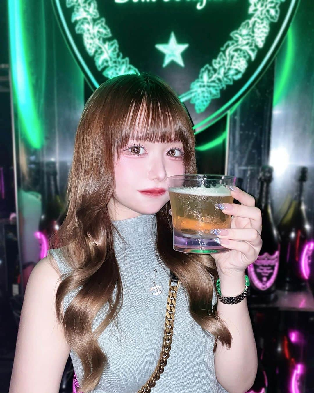 りなたろすのインスタグラム：「⁡ りながお酒飲む時のバディ🍶´- ドリンクマナー✨ @drinkmanner ⁡ ⁡ 普段は全く飲まないんだけど たまにの飲みの場では 調子に乗って飲むイキリ陰キャだから サプリに頼る…🫨🫨🫨 ⁡ ⁡ ⁡ 『飲む点滴💉』って言われてる お酒を飲む人と相性抜群サプリだよ🫧 医療機関と共同開発してるの👨🏻‍⚕️ ⁡ ⁡ 個包装で、飲んでる途中でも 好きなタイミングで飲めるのが めっちゃ良いの😳🫶🏻 ⁡ ⁡ ⁡ 今モニターキャンペーンをしていて 初回購入時は60%off🫨🫨🫨 ⁡ 通常価格2,500円(税込)➡️送料無料990円(税込) で買えちゃうよ(⑉･̆⌓･̆⑉) ⁡ 試してみたい人はこの機会に 是非チェックしてみてね🩷 ⁡ ⁡ ⁡ ⁡ ⁡ #PR #ドリンクマナー #drinkmanner #お酒のお供 #お酒好き女子 #お酒女子 #酔っ払い女子 #酒しか勝たん #酒スタグラム #シャンパンガール #クラブイベント #酔い止め #渋谷クラブ #アルマンド #飲みの場が好き」