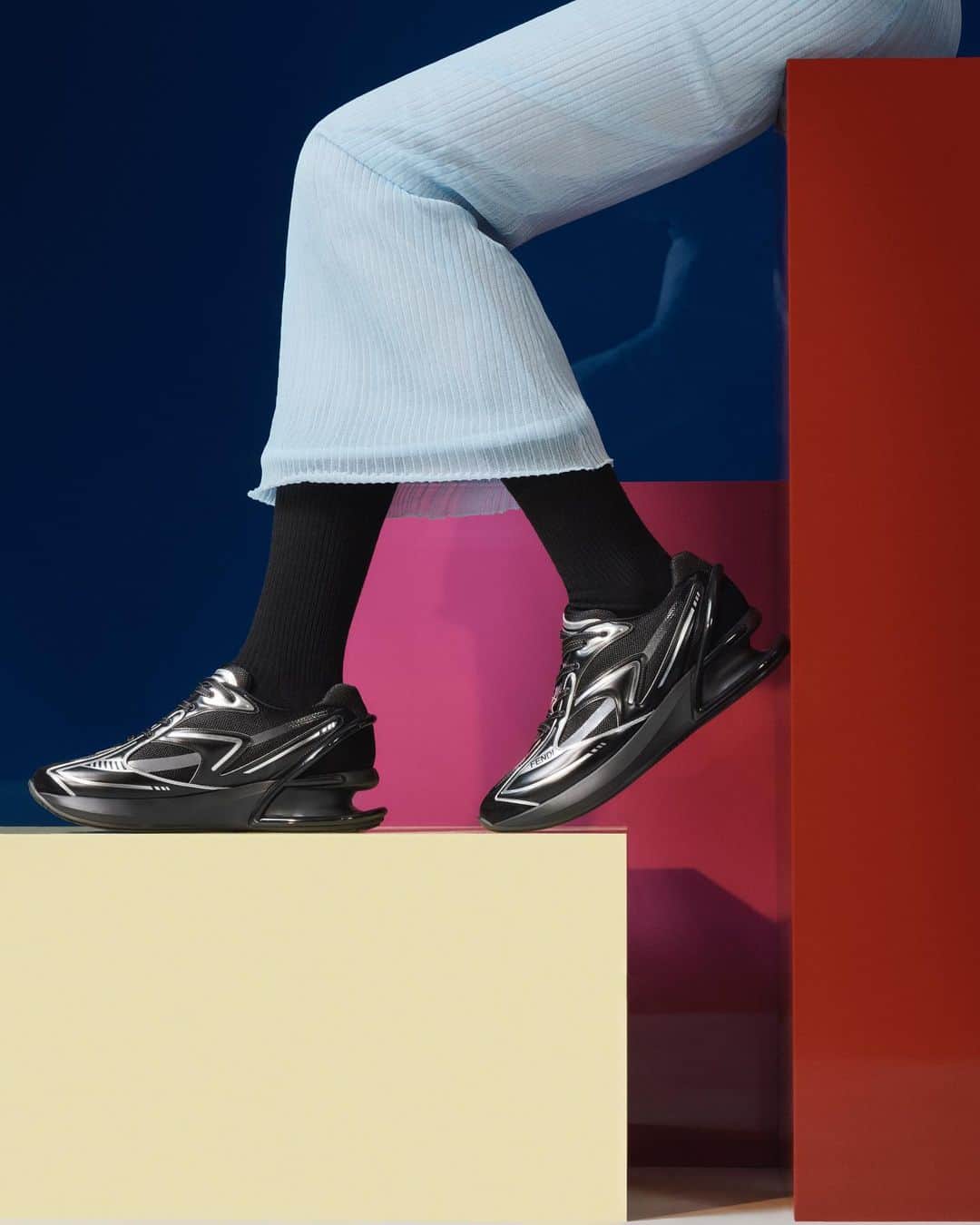 Fendiのインスタグラム：「Like walking on air. The First 1 sneaker is characterised by its suspended heel.  Launching worldwide on 5 October, the style is now available exclusively in select locations and at Fendi.com.  Artistic Director of Couture and Womenswear: @mrkimjones  Artistic Director of Accessories and Menswear: @silviaventurinifendi  Artistic Director of Jewellery: @delfinadelettrez   Styling: @elliegracecumming Hair: Shingo Shibata Makeup: Kiki Gilford  Casting: @shelleydurkancasting Model: Huijia Chen  Photography: @hannamoon69   Set: @mattjacksonmattjackson」