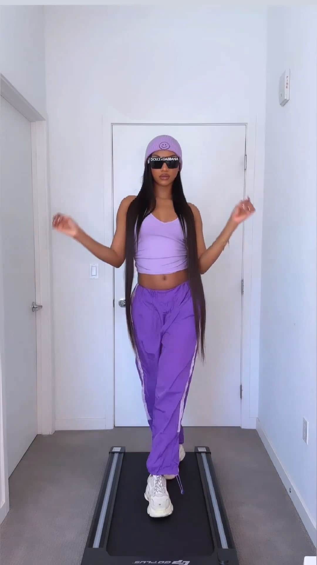 SHEINのインスタグラム：「Beyond obsessed with these bratty runway slays 🔥😍 Which look left you shook: 1 or 2? 👇 @fatimaofficial_   🔎19347735 18813263 10744718  #SHEIN #SHEINforAll #SHEINstyle #fashion #chic」
