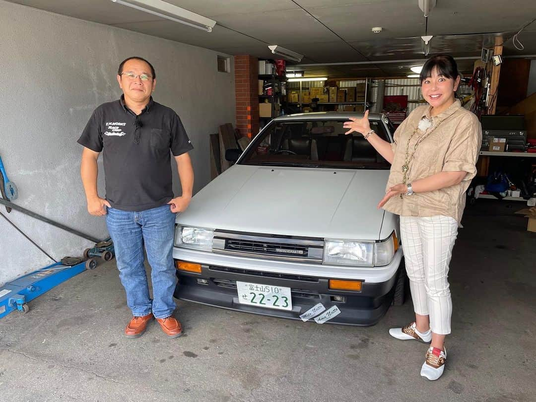 竹岡圭さんのインスタグラム写真 - (竹岡圭Instagram)「圭Tube💛「T.M.Works轟さんのAE86カローラ レビン」が公開されましたー🐣 https://youtu.be/EYHwxMBoHic  普段の足に使ってるそうですー😆素晴らしい👍  #カローラレビン #AE86  #tmworks #レビン #トヨタ #竹岡圭 #圭Tube #圭チューブ」10月2日 21時05分 - kei_takeoka