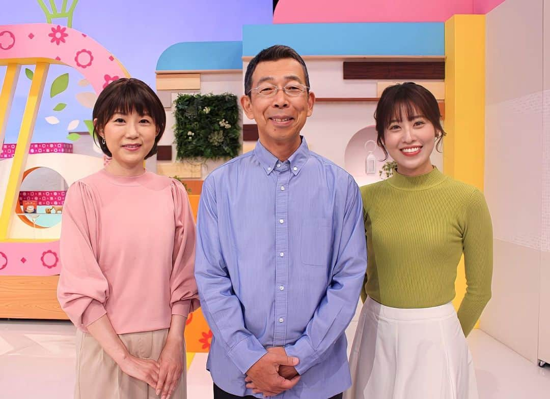 テレビ新広島のインスタグラム：「きょうから新体制でスタート💯  『ひろしま満点ママ！！』は 中西敦子アナが新ＭＣに🎉  各曜日のＭＣはコチラ▼  ☀️月～水　⇨　棚田徹・中西敦子 ☀️木　　　⇨　棚田徹・古沢知子 ☀️金　　　⇨　さいねい龍二・古沢知子  きょうから新たにはじまった『満点ママ』も よろしくお願いします🍀  #ひろしま満点ママ #満点ママ」