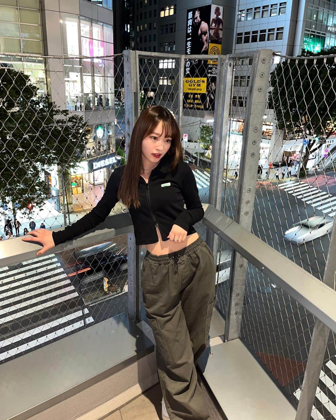 橘二葉のインスタグラム：「ootd🌝  T-shirt&pants @xgirljp   #xgirl #xgirl_ootd #ootd #ootdfashion #style #fashion #code #snap #fall #fallfashion」