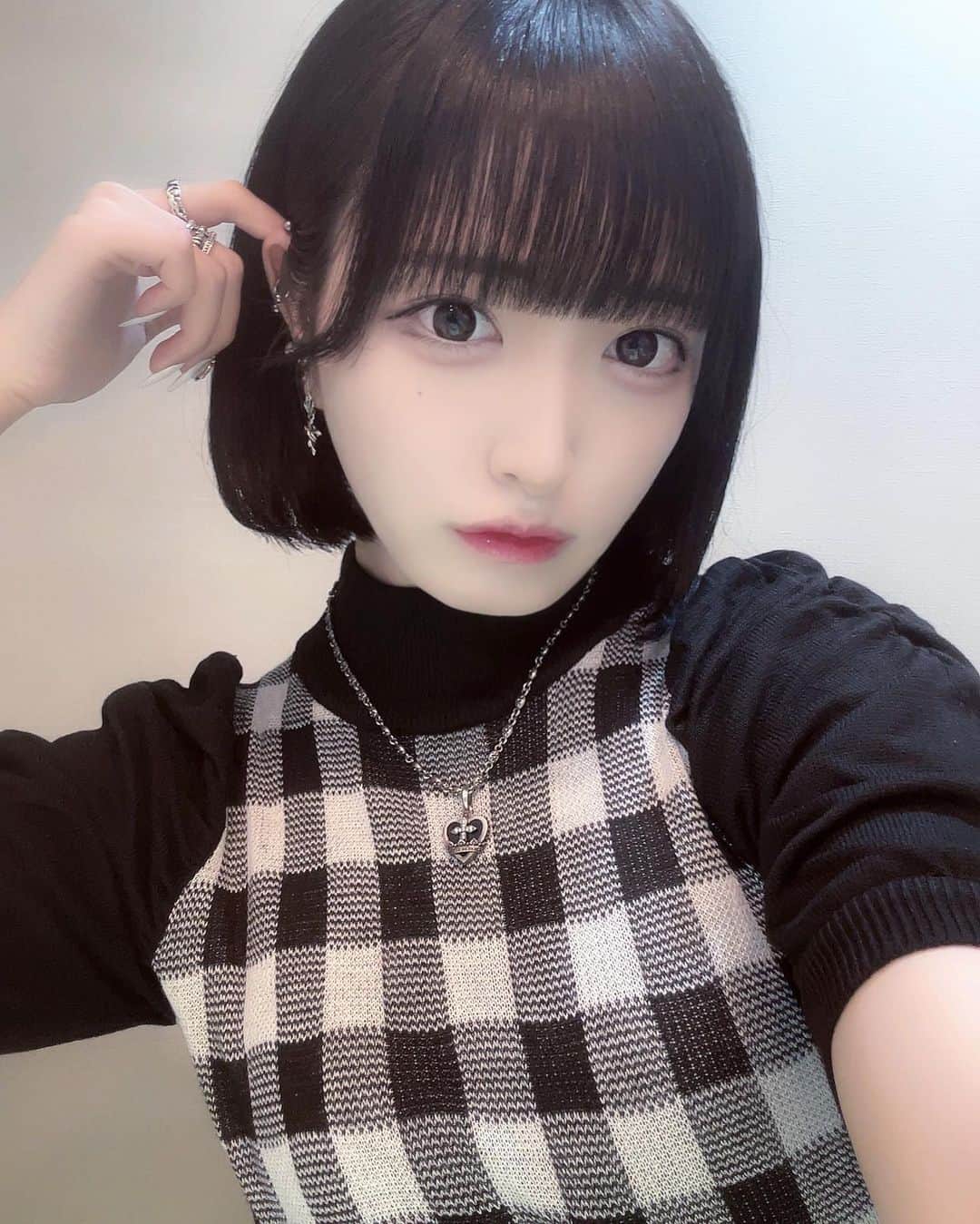 相笠萌のインスタグラム：「恥ずかしいくらい、共依存しよ？」
