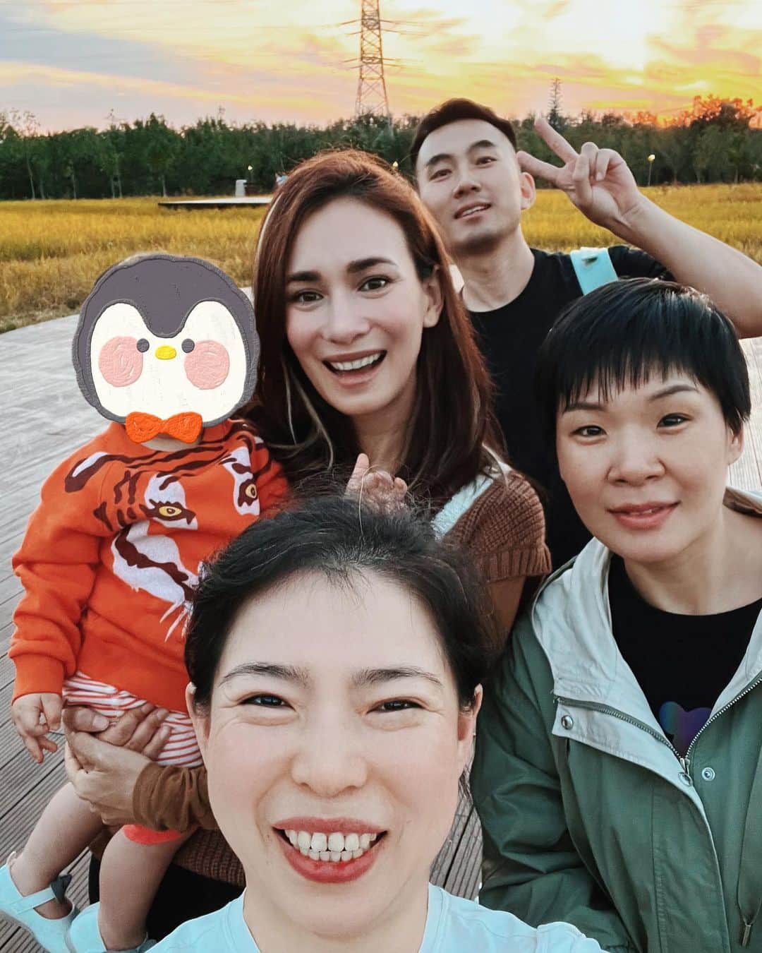 セリーナ・ジェイドのインスタグラム：「I have a new love for holidays now since it’s mom time. :)」