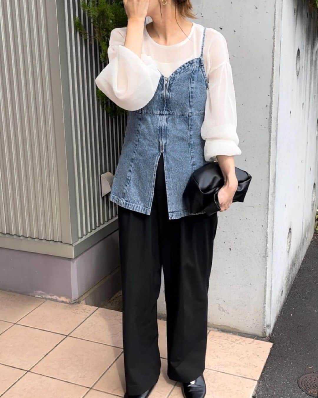 Green Parks(グリーンパークス) さんのインスタグラム写真 - (Green Parks(グリーンパークス) Instagram)「＼保存推奨📣／今が狙い目！ SALEで買えるお得なアイテムを使った おすすめコーデのご紹介💓  現在Green Parksでは最大50%OFFのSPECIAL DAYSを開催中✨ 今すぐ活躍するアイテムが お得にGETできるこの機会に ぜひお買い物をお楽しみください♪  ▶︎▶︎▶︎画像をスワイプして着こなしをCHECK✅  #グリーンパークス #greenparks  . #フェミニン #大人フェミニン #大人カジュアル #オトナカジュアル #カジュアルファッション #カジュアルコーデ #大人カジュアルコーデ #20代コーデ #30代コーデ #40代コーデ #プチプラ #プチプラコーテ #夏服 #夏コーデ #淡色コーデ #淡色女子 #ママコーデ #ママファッション   stripe_intl」10月2日 22時13分 - green_parks