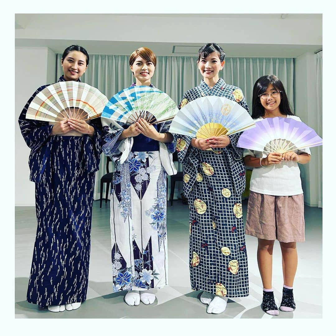 美蘭レンナのインスタグラム：「👘👘🌸👘🪭 【にちビューワークショップ】 . . . 第3回 にちビューワークショップにご参加頂き、 ありがとうございました。 前回好評だった 花組さんの「はいからさんが通る」の主題歌で、 お扇子を使って踊りました☺️🌸 . . ワークショップ終了後、CSでやっていたようで、 振りのおさらいします！や 楽しかった♡と嬉しいご感想も頂き、 とても嬉しかったです☺️💕🪭  皆さまとお会いできて、一緒に踊ることができて😍😍 私もとても楽しい時間でした♡♡♡ . . . 次回、11月18日土曜日　梅田駅周辺スタジオでの 開催を予定しています🌸 11:00位を予定してますが、時間は今のところ未定です。 . . 年内最後になると思いますので、 良かったら一緒に踊りましょう😆！ 踊ってみたい曲などリクエストあれば💌ください☺️✨ . . . #日本舞踊#イベント#ワークショップ #ワークショップイベント #にちビュー#宝塚#レビュー #花組#はいからさんが通る #舞台#観劇#着物#浴衣#着物コーデ」